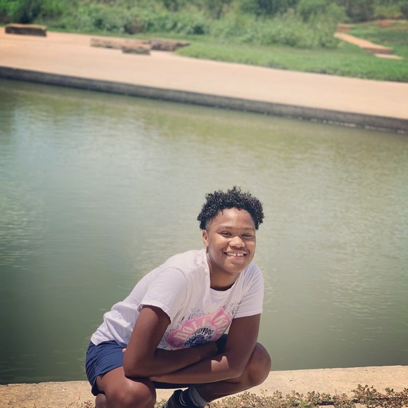 Meet your Posher, Ciani - Picture 2 of 4